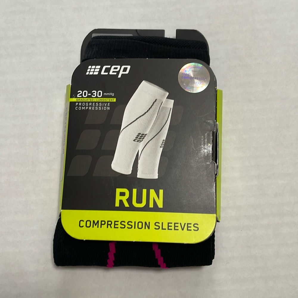 Women’s CEP Compression Pro+ Calf Sleeves 2.0 in Black, Size 3 (III)